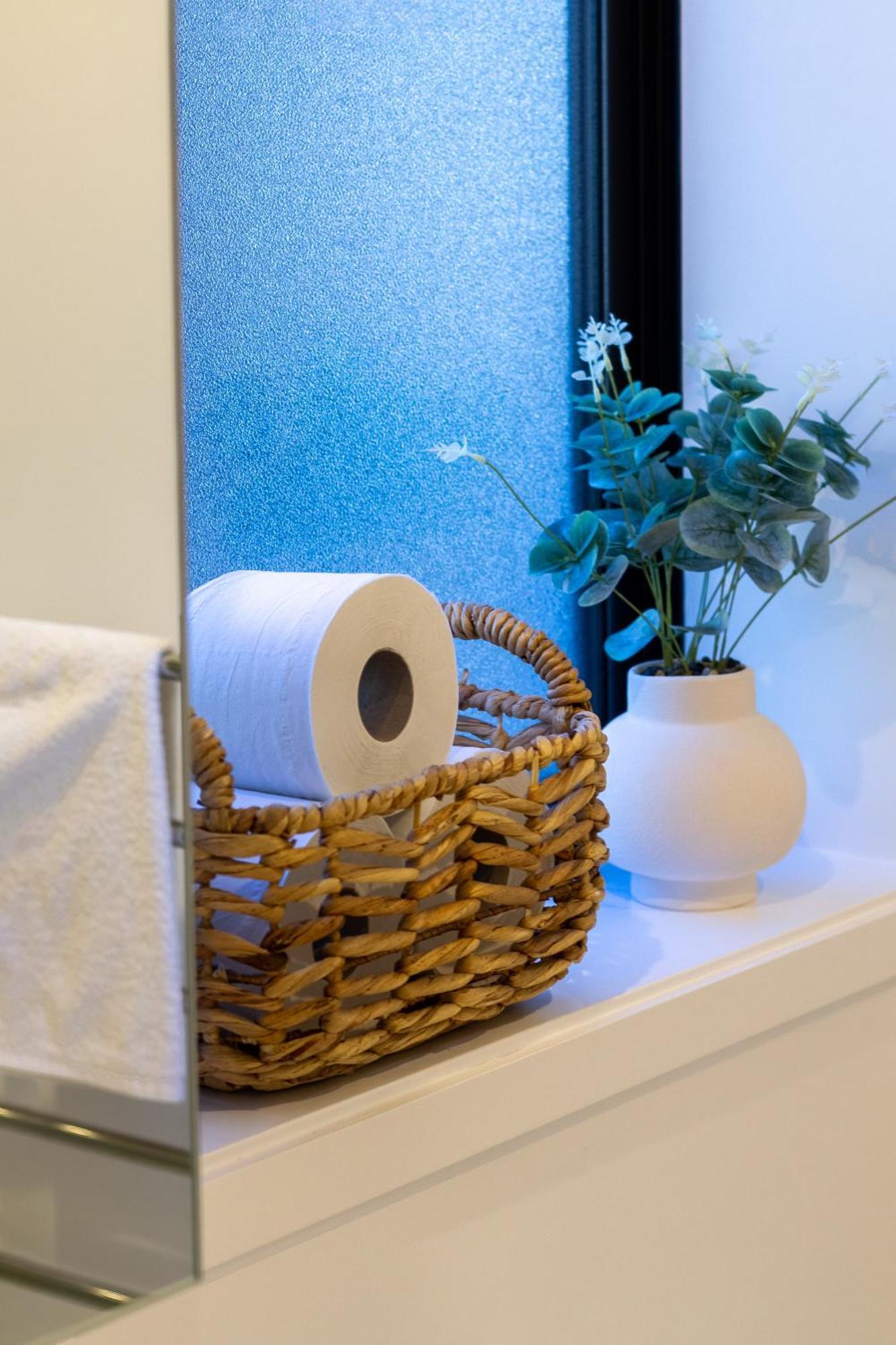 Single Level Studio Escape On Wilmer St - Central Christchurch Ngoại thất bức ảnh